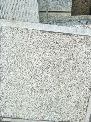 青石（鱼子石）